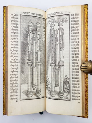 INTRODUCTIO IN CHALDAICAM LINGUAM, SYRIACAM, ATQUE ARMENICAM, & DECEM ALIAS LINGUAS. [INTRODUCTION TO CHALDAIC, SYRIAC, ARMENIAN, AND TEN OTHER LANGUAGES].