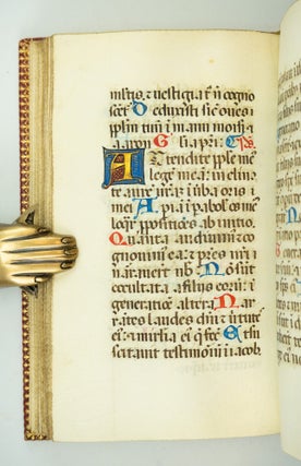 TEXT IN LATIN.
