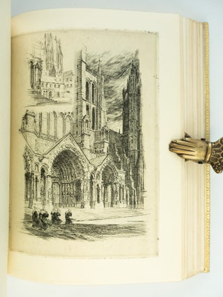 LA CATHÉDRALE.